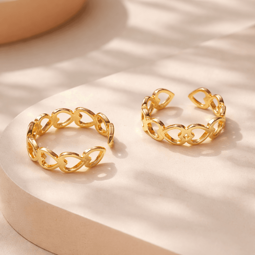 Anillo silueta corazones